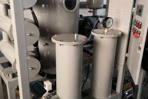 浅谈真空滤油机的液压保；；；は低